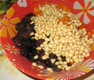 Салат с кедровыми орехами